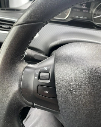 Peugeot 208 cena 35900 przebieg: 123000, rok produkcji 2017 z Dobczyce małe 562